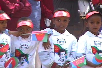 Children at the campaign "Eritrea says yes for children".