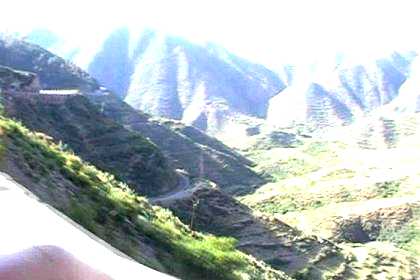 The landscape between Asmara and Nefasit.