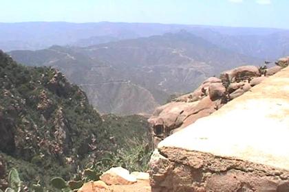 The breath taking view from the top of Mount Bizen.