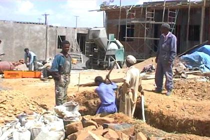 Digging through the solid soil in Kushet - Asmara.