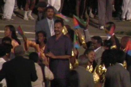 President Isaias Afwerki and his cabinet dancing with the students.