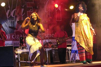 Dehab Faytinga and her band singing at the Asmara Intercontinental Hotel.