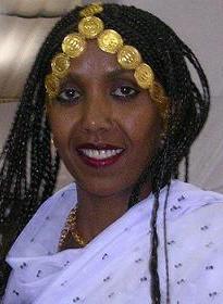 Woman, traditionally dressed at the ETSA party on the Expo grounds.