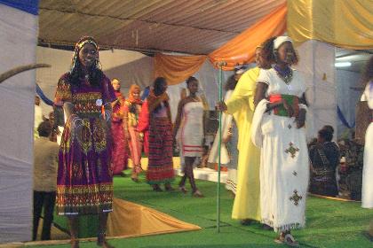 Fashion show at the ETSA party on the Expo grounds.