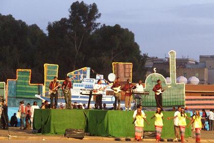 Singers at the evening show - Bathi Meskerem Square Asmara Eritrea.