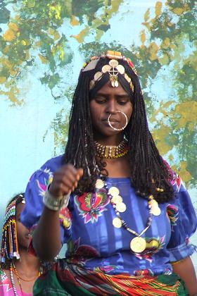 Hedareb woman - Festival Eritrea 2006 - Asmara Eritrea.