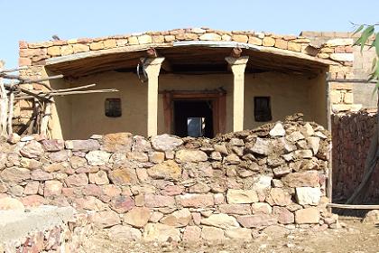 Hidmo (traditional dwelling) - Mai Nefhi Eritrea.