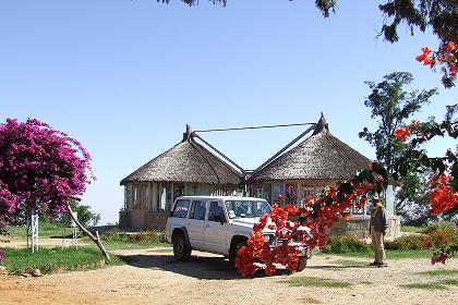 Mog'o Recreation Center - Road through Semenawi Bahri - Eritrea.