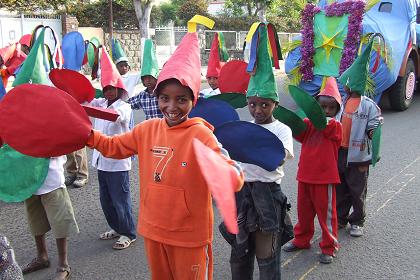 Children of the Paradizo administration - Community Parade Asmara.