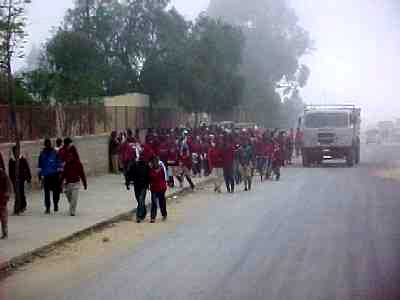 Children on their way to school - Dekemhare December 2000